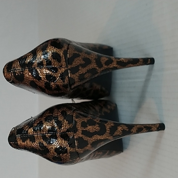 Steve Madden Patent Leather Animal Print Stiletto Platform Heel 👠 7.5 - Picture 5 of 9